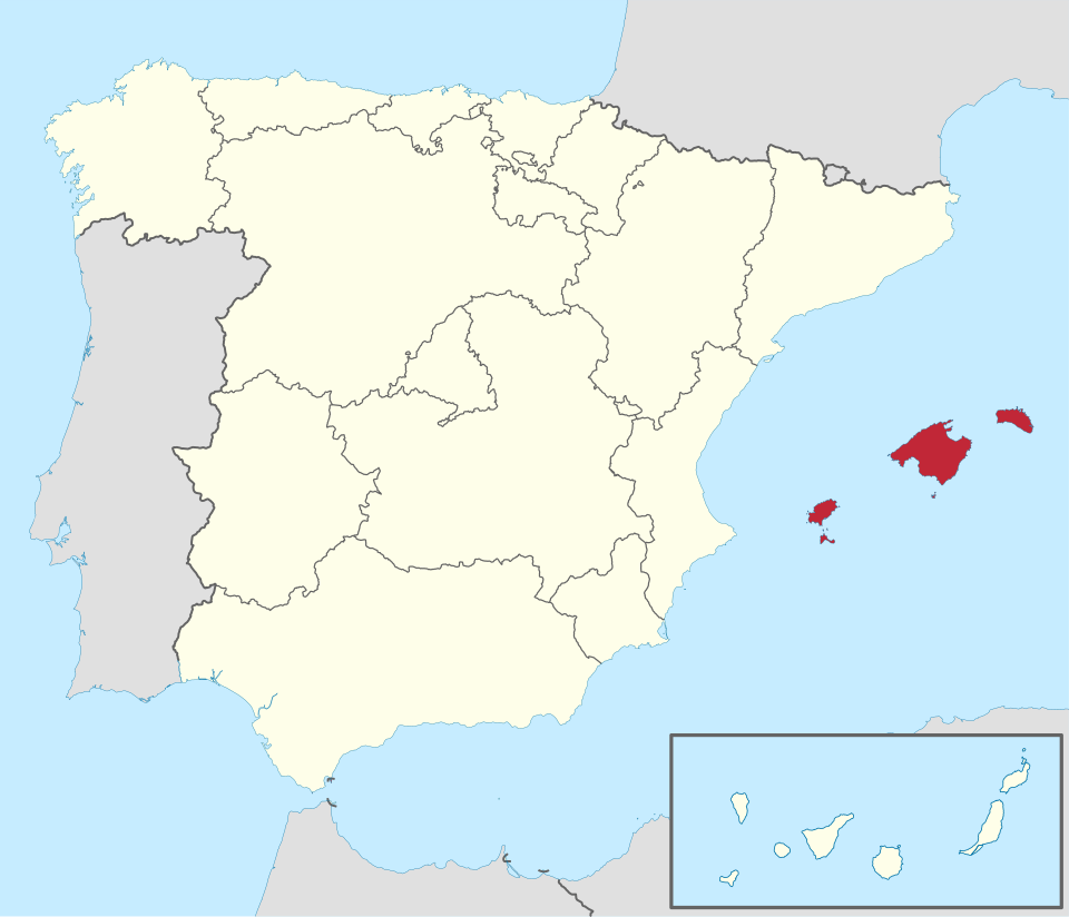 Mapa de España con las Islas Baleares resaltadas en el Mediterráneo
